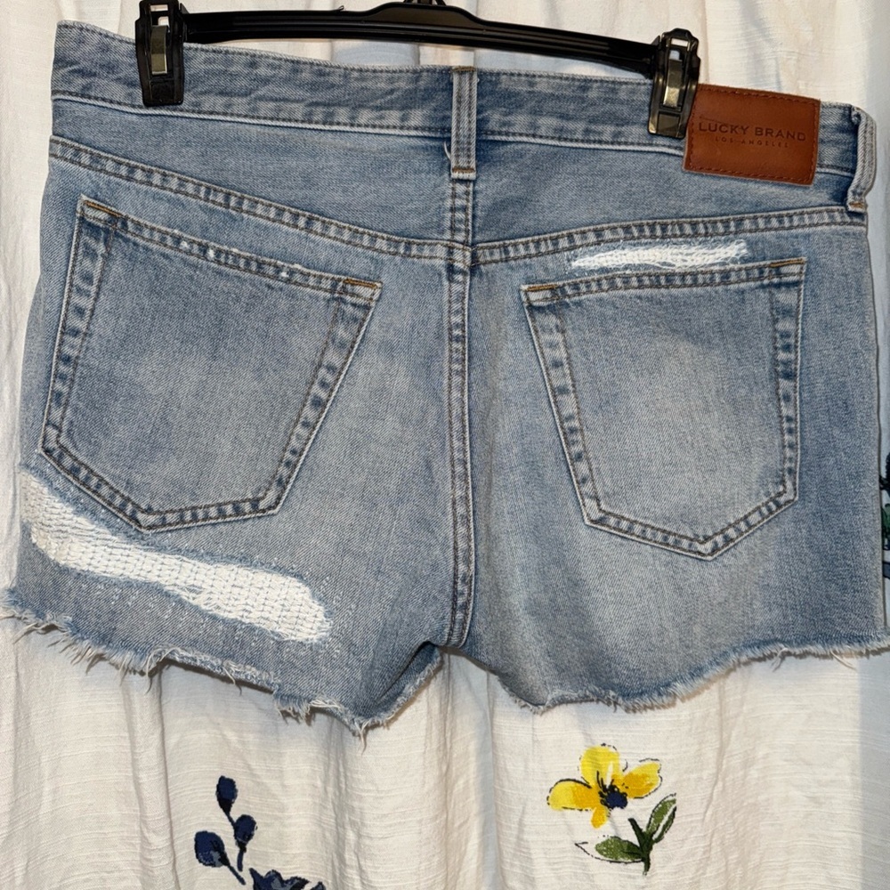 Lucky Brand Mid Rise Boy Shorts Woman’s - Picture 2 of 7